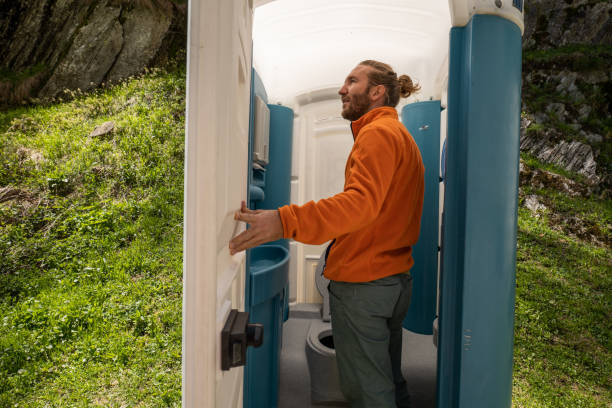 Best Porta potty rental near me  in North Sarasota, FL