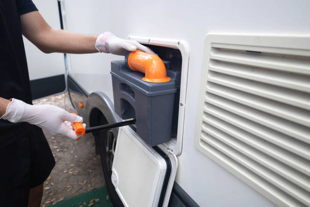 Best Portable restroom trailer rental  in North Sarasota, FL
